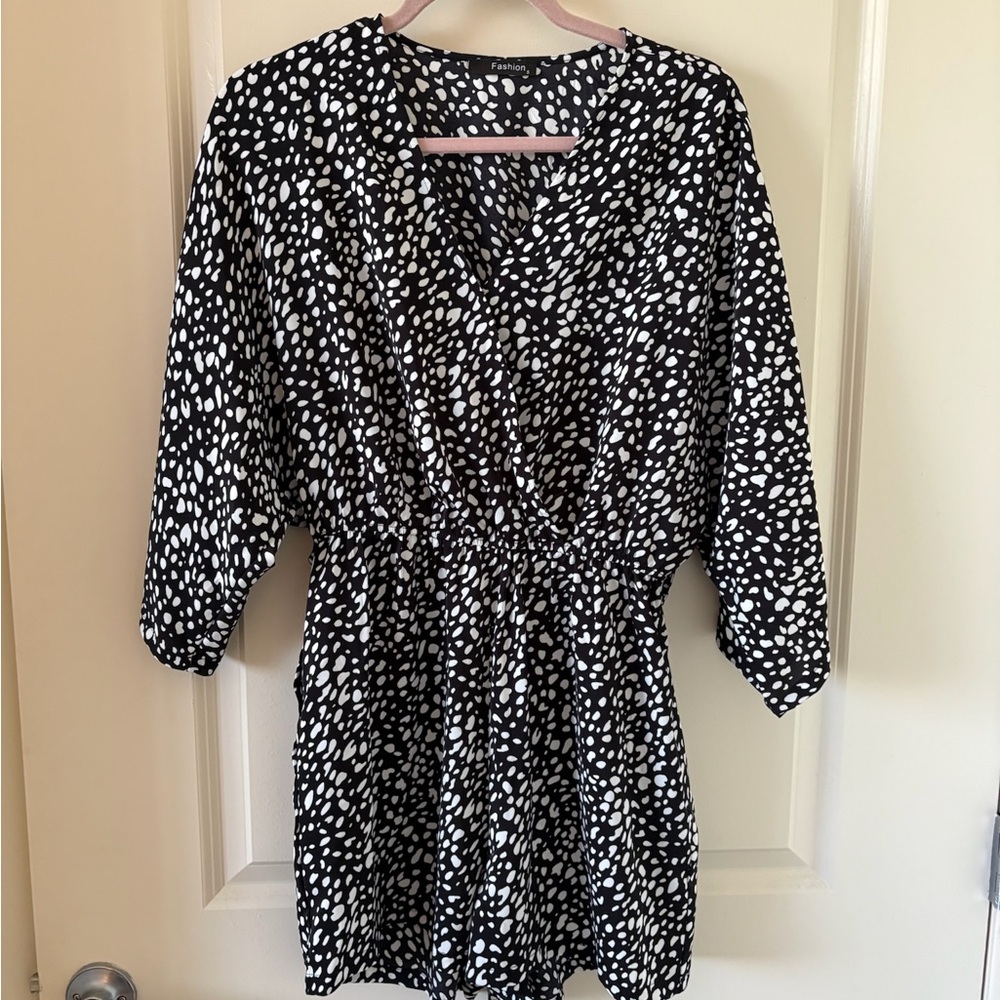 Chic Black and White Patterned Dress